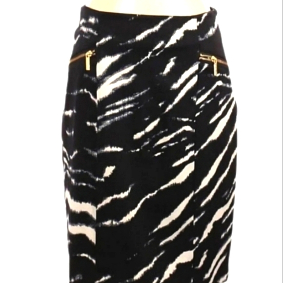 Michael Kors Animal Print Pencil Skirt - Picture 3 of 4